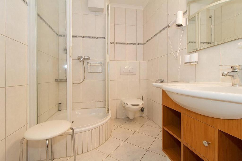 Apartmenthaus Atlantik Apartmenthaus Atlantik 213 Ostseebad Kühlungsborn Екстериор снимка